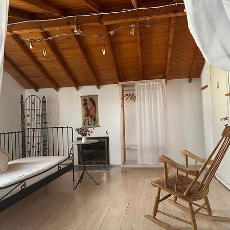 Ferienwohnung Beyaz Ev Seferihisar Exterior foto